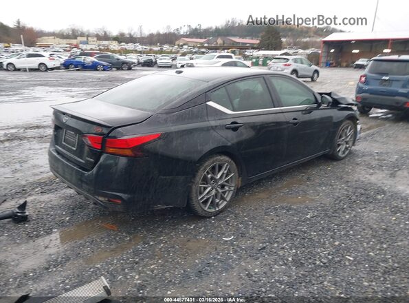 1N4AL4CV5RN312007 2024 NISSAN ALTIMA Черный Задняя правая четверть
