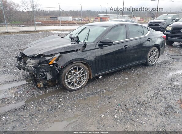 1N4AL4CV5RN312007 2024 NISSAN ALTIMA Черный Передняя левая четверть