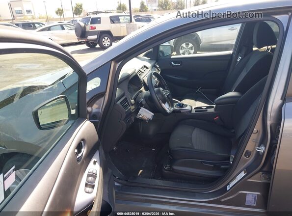 1N4AZ1BV2RC556367 2024 NISSAN LEAF Gray Вид салону спереду