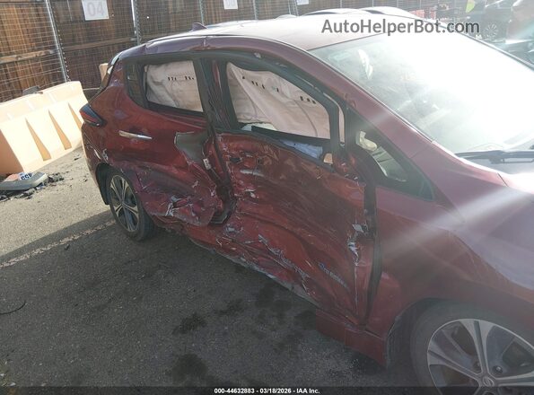 1N4AZ1CP5JC306352 2018 NISSAN LEAF Red Vista frontal