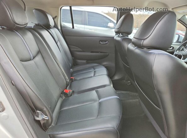 1N4AZ1CP6JC312239 2018 NISSAN LEAF Silver Вид задніх сидінь