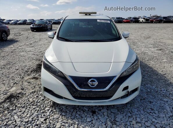 1N4AZ1CP7JC314596 2018 NISSAN LEAF Белый Вид спереди