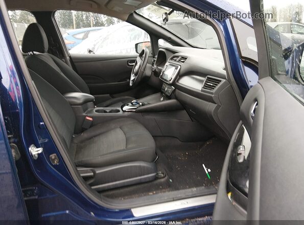 1N4AZ1CP7LC302452 2020 NISSAN LEAF Blue Widok wnętrza z przodu