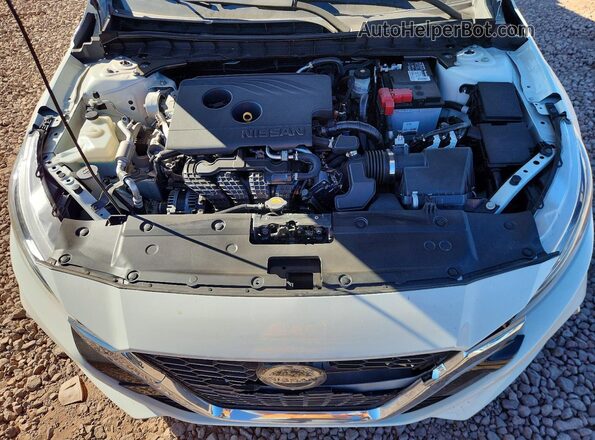 1N4BL4BVXLC200666 2020 NISSAN ALTIMA White Widok wnętrza z tyłu