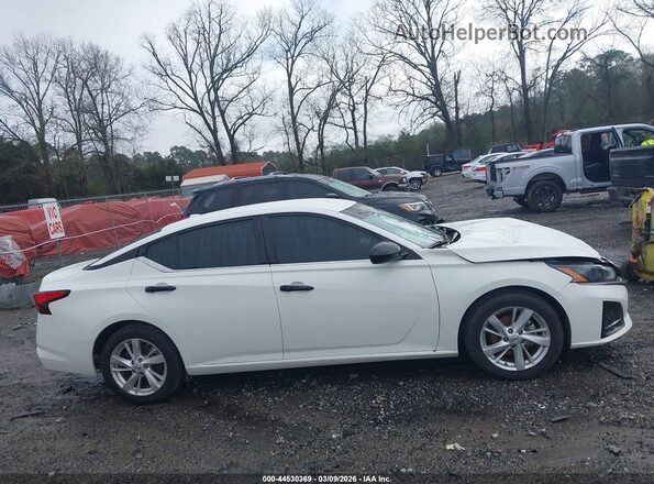 1N4BL4CV2RN374324 2024 NISSAN ALTIMA White Вид задньої частини салону