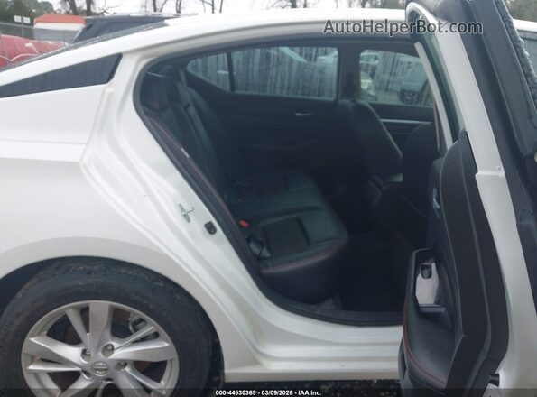 1N4BL4CV2RN374324 2024 NISSAN ALTIMA White Вид наклейки з VIN-кодом