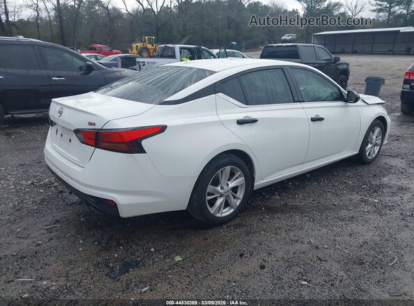 1N4BL4CV2RN374324 2024 NISSAN ALTIMA White Задня права чверть