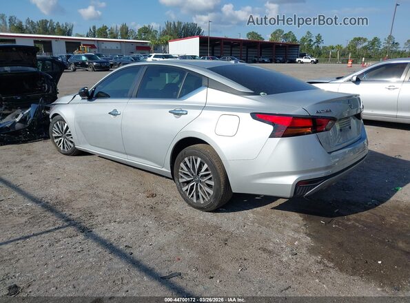 1N4BL4DV3RN411962 2024 NISSAN ALTIMA Серебряный Задняя левая четверть