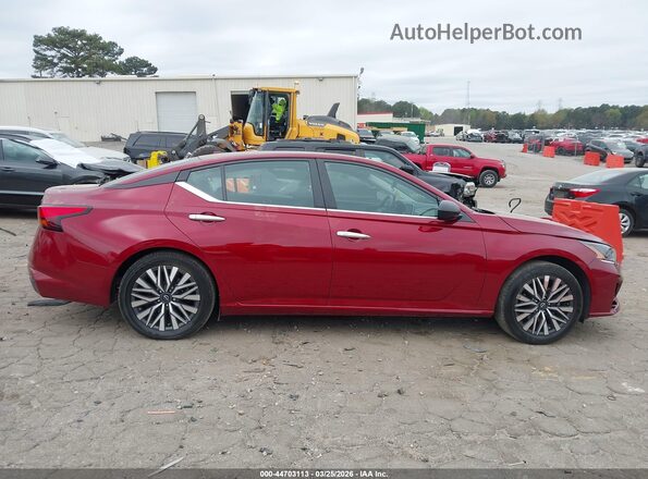 1N4BL4DV7RN358330 2024 NISSAN ALTIMA Красный Вид задней части салона