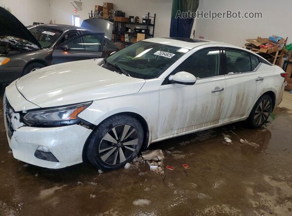 1N4BL4EWXKC197075 2019 NISSAN ALTIMA Белый Передняя левая четверть