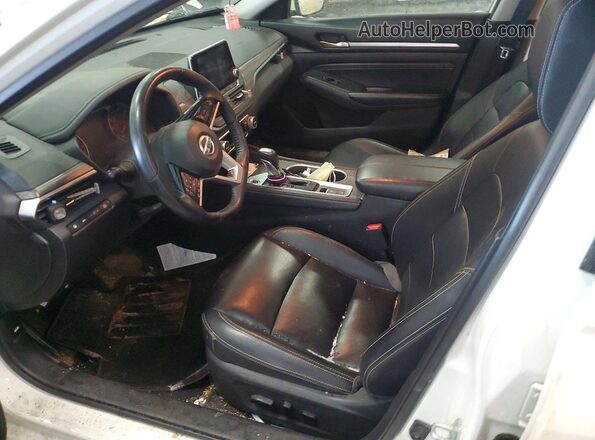 1N4BL4EWXKC197075 2019 NISSAN ALTIMA Белый Вид салона спереди