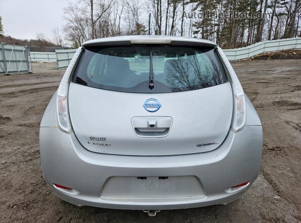 1N4BZ0CP1HC303568 2017 NISSAN LEAF Серебряный Вид сзади