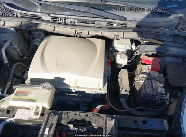 1N4BZ0CP2HC302011 2017 NISSAN LEAF Gray Rear view