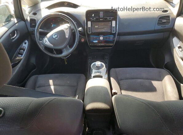 1N4BZ0CP4GC301974 2016 NISSAN LEAF White Widok deski rozdzielczej