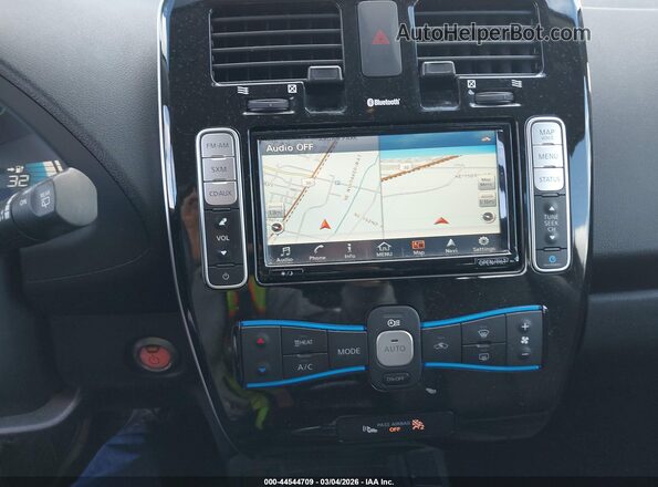 1N4BZ0CPXGC310632 2016 NISSAN LEAF Silver Vista interior de 360 grados