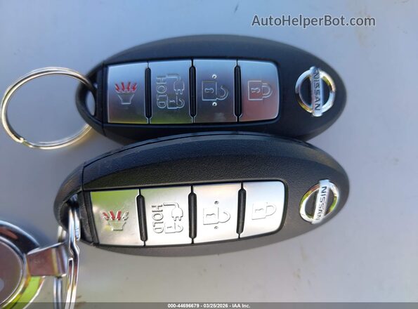 1N4BZ0CPXHC304055 2017 NISSAN LEAF White Вид панелі приладів