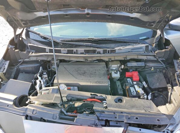 1N4BZ1CP9KC308501 2019 NISSAN LEAF Silver Widok komory silnika
