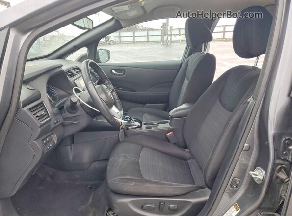 1N4CZ1CV8PC551176 2023 NISSAN LEAF Серый Вид салона спереди