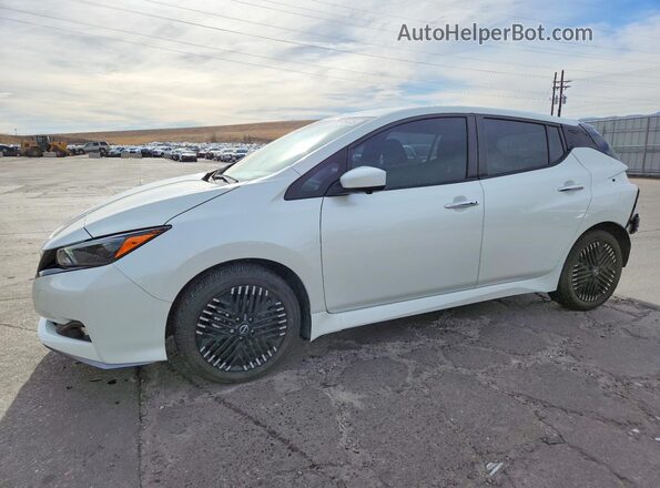 1N4CZ1CVXRC554826 2024 NISSAN LEAF Белый Передняя левая четверть