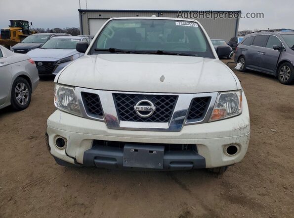1N6AD0CWXJN762875 2018 NISSAN FRONTIER Белый Вид спереди