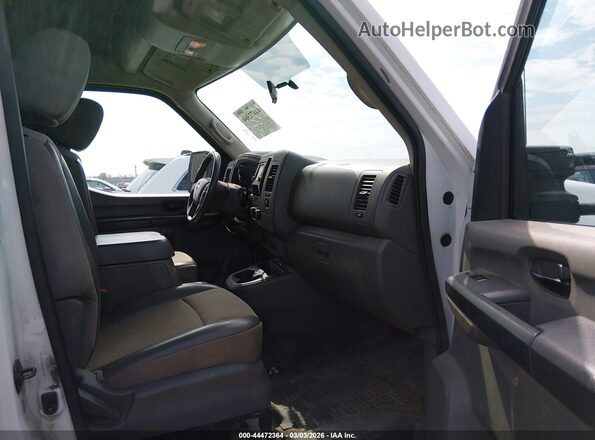 1N6AF0LY2JN808095 2018 NISSAN NV CARGO NV2500 HD White Widok wnętrza z przodu