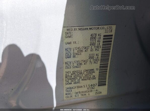 1N6BA1F36KN515407 2019 NISSAN TITAN XD Серебряный Вид подкапотного пространства