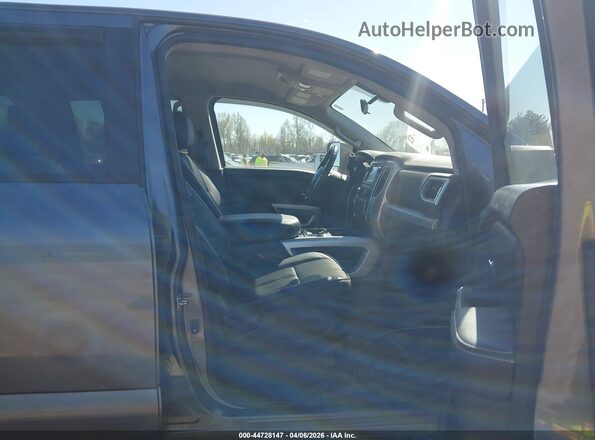 1N6BA1F41HN508995 2017 NISSAN TITAN XD Gray Սալոնի դիմացի տեսք