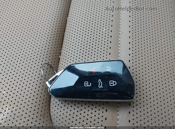 1V2AE2CA3SC224675 2025 VOLKSWAGEN ATLAS Синий Вид панели приборов