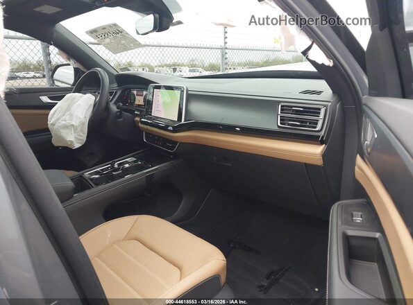 1V2AE2CA3SC224675 2025 VOLKSWAGEN ATLAS Синий Вид салона спереди
