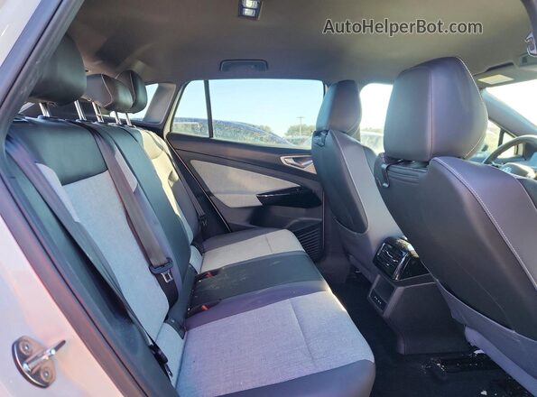 1V2BMPE81RC013614 2024 VOLKSWAGEN ID.4 Белый Вид задней части салона