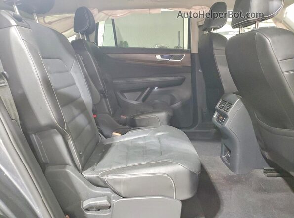 1V2BR2CA2RC509466 2024 VOLKSWAGEN ATLAS Gray Вид задньої частини салону