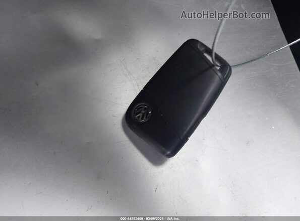 1V2DR2CA1JC587718 2018 VOLKSWAGEN ATLAS Black Widok deski rozdzielczej