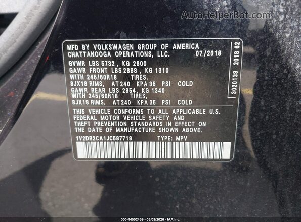 1V2DR2CA1JC587718 2018 VOLKSWAGEN ATLAS Black Widok komory silnika