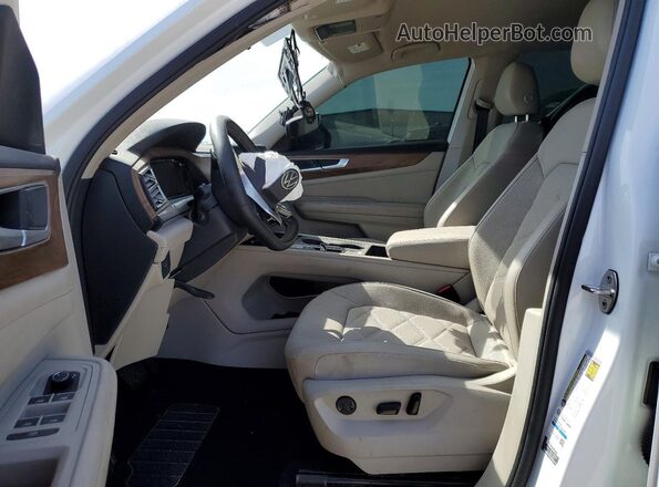 1V2DR2CA3SC553376 2025 VOLKSWAGEN ATLAS White Front interior view