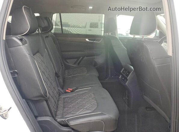 1V2FN2CA6TC507790 2026 VOLKSWAGEN ATLAS White Widok wnętrza z tyłu