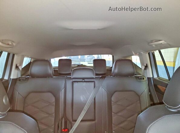 1V2HN2CA7TC524154 2026 VOLKSWAGEN ATLAS Серебряный Вид задних сидений