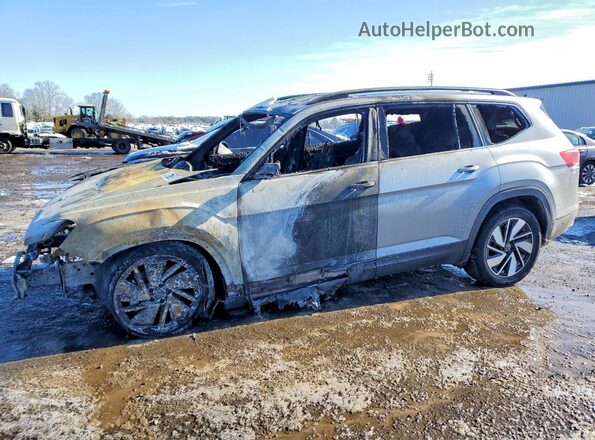 1V2HR2CA4SC531842 2025 VOLKSWAGEN ATLAS Silver Передня ліва чверть