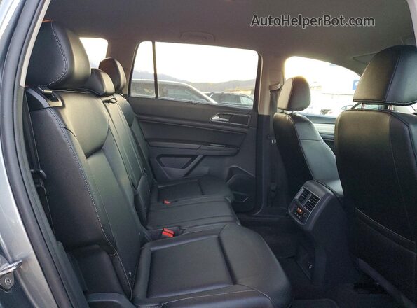 1V2LR2CA2KC513608 2019 VOLKSWAGEN ATLAS Серебряный Вид задней части салона