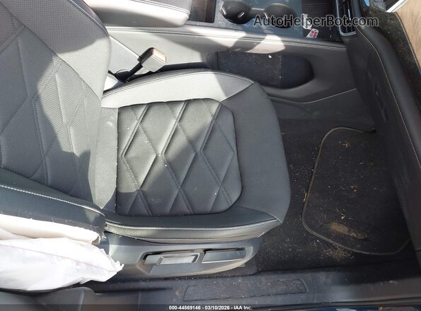 1V2LR2CA2SC545605 2025 VOLKSWAGEN ATLAS Blue Front interior view