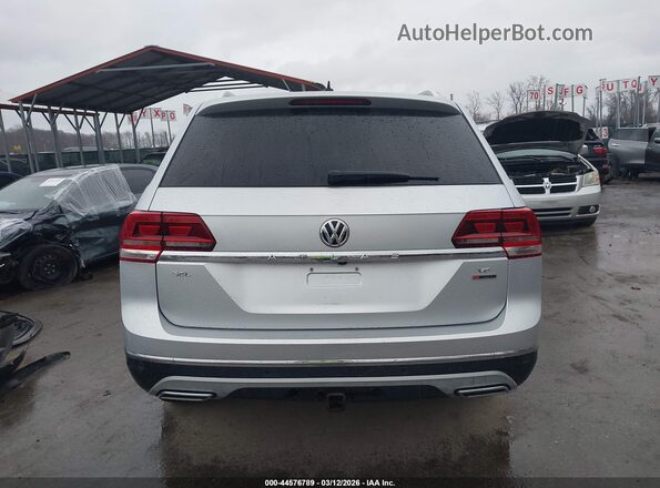 1V2MR2CAXJC506313 2018 VOLKSWAGEN ATLAS Silver 