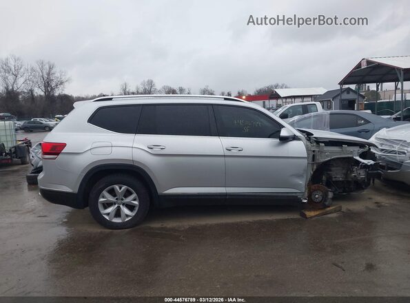 1V2MR2CAXJC506313 2018 VOLKSWAGEN ATLAS Silver Widok wnętrza 360 stopni
