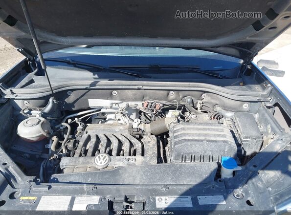 1V2MR2CAXJC526366 2018 VOLKSWAGEN ATLAS Gray Widok z tyłu