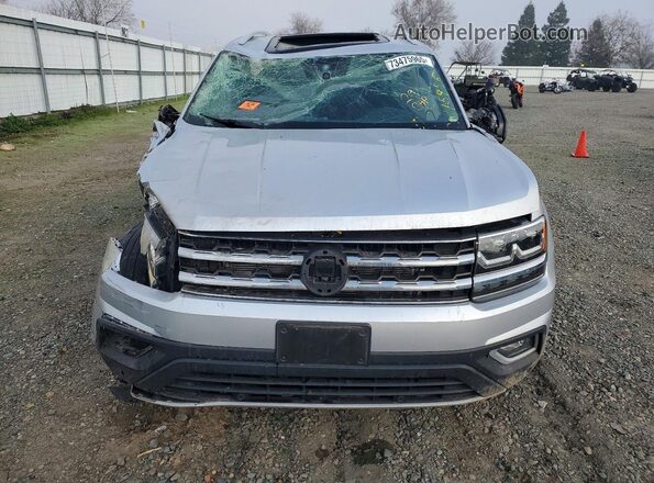 1V2NR2CA3KC596202 2019 VOLKSWAGEN ATLAS Серебряный Вид спереди