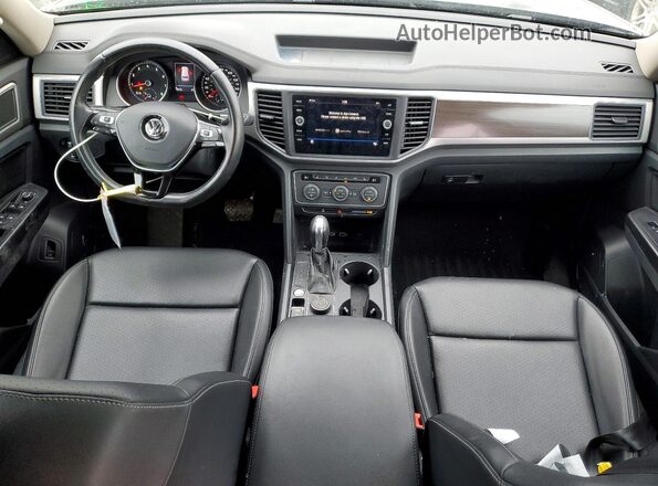 1V2UR2CA5KC563908 2019 VOLKSWAGEN ATLAS Серый Вид панели приборов