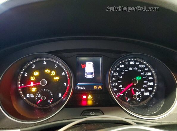 1V2UR2CA6KC504334 2019 VOLKSWAGEN ATLAS Красный Вид щитка приборов
