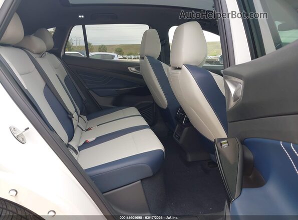 1V2VRPE87SC016828 2025 VOLKSWAGEN ID.4 White Vista de la etiqueta del VIN