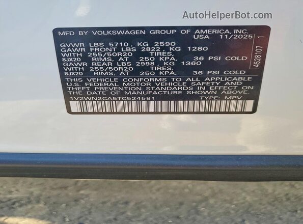1V2WN2CA5TC524581 2026 VOLKSWAGEN ATLAS White Widok wnętrza 360 stopni