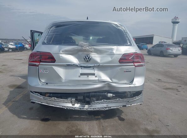 1V2XR2CA5KC609265 2019 VOLKSWAGEN ATLAS Серебряный Вид спереди