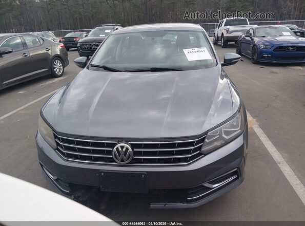 1VWAA7A37JC029902 2018 VOLKSWAGEN PASSAT Gray Widok zestawu wskaźników