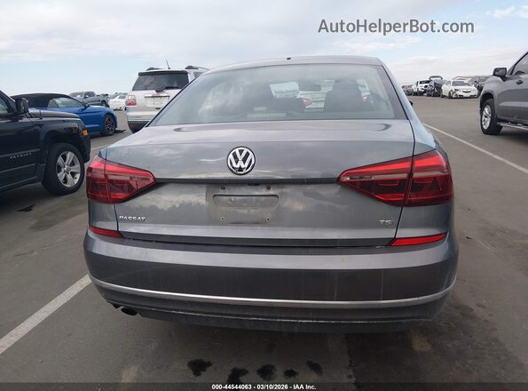 1VWAA7A37JC029902 2018 VOLKSWAGEN PASSAT Gray 